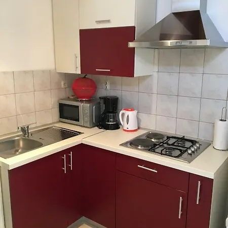 Apartman Leca- Small House *