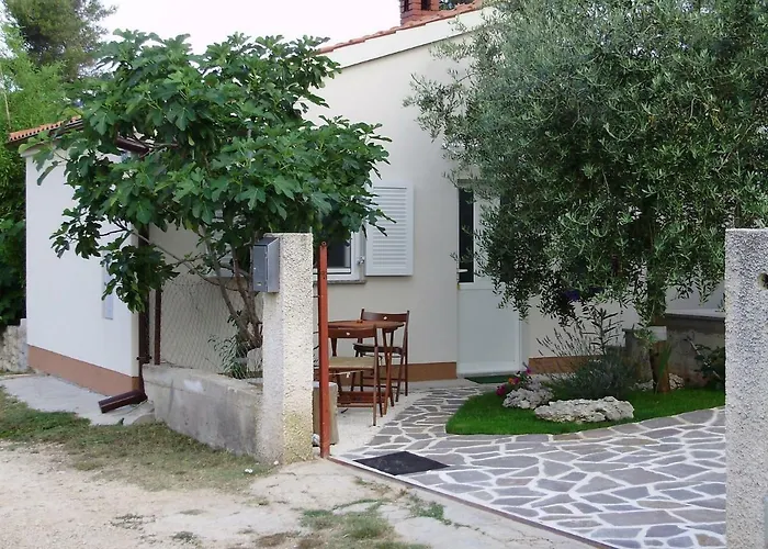 아파트 Leca- Small House