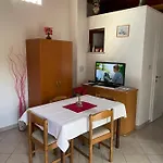 Leca- Small House Medulin