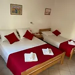 Leca- Small House Apartament