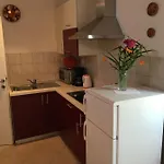 Leca- Small House Apartman *