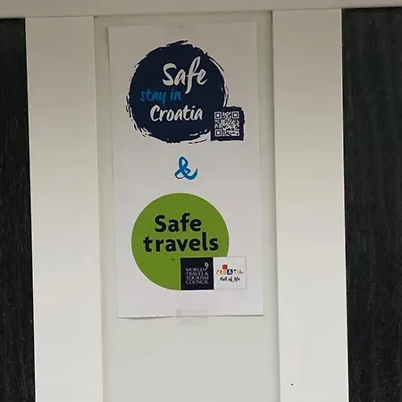 Leca- Small House شقة *