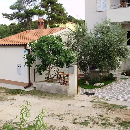 Leca- Small House *
