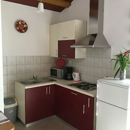 Leca- Small House