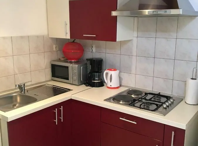 Apartman Leca- Small House *