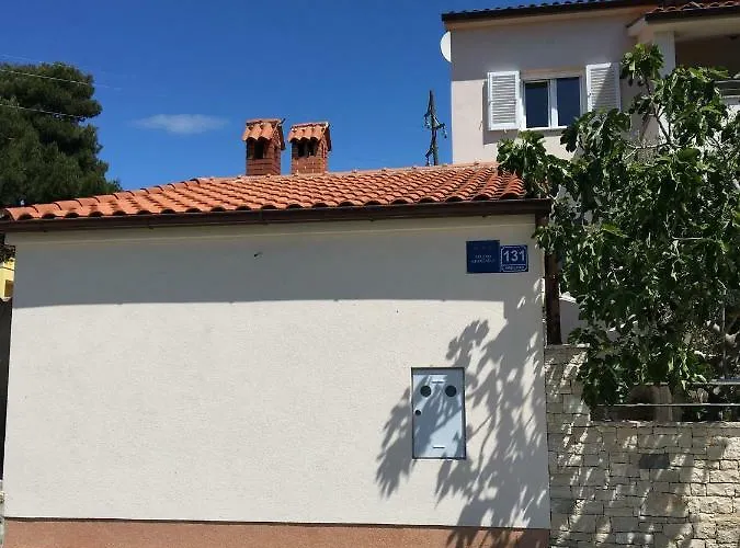 Leca- Small House דירה מדולין